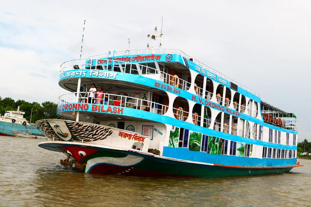 MV Oronno Bilash exterior